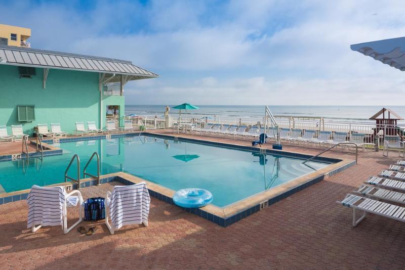 Coconut Palms Beach Resort New Smyrna Beach Exterior foto